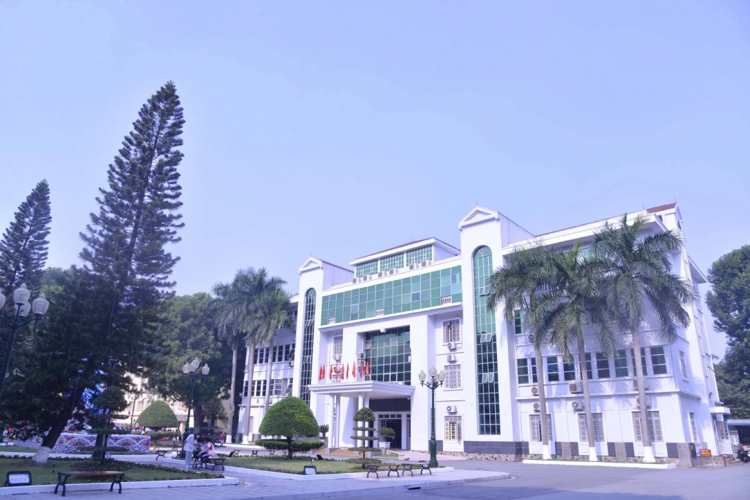 Bí quyết khai thác hiệu quả công cụ AI trong NCKH